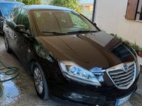 Usata Lancia Delta 120 CV (88 kW) 2012 Utilitaria