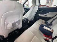 Usata Jaguar F-Pace Prestige 179 CV (131 kW) 2019 Nero SUV