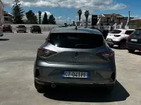 Usata Renault Clio V Techno 91 CV (66 kW) 2025 Grigio Berlina