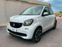 Usata Smart ForFour Passion 71 CV (52 kW) 2015 Bianco Utilitaria