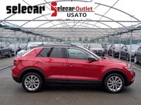 Usata VW T-Roc Life 150 CV (110 kW) 2023 Rosso/tetto nero SUV