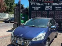 Usata Peugeot 208 Allure 82 CV (60 kW) 2013 Blu Utilitaria