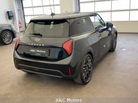Usata Mini Cooper Favoured 156 CV (114 kW) 2024 Nero Utilitaria