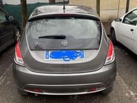 Usata Lancia Ypsilon Silver 69 CV (50 kW) 2016 Grigio Utilitaria