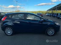 Usata Ford Fiesta 75 CV (55 kW) 2015 Blu Utilitaria