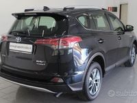 Usata Toyota RAV4 Hybrid Business Edition 145 CV (106 kW) 2017 Blu SUV