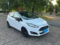 Usata Ford Fiesta 75 CV (55 kW) 2015 Bianco Utilitaria