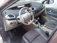 Usata Renault Scenic E-Tech 115 CV (84 kW) 2010 Marrone Berlina