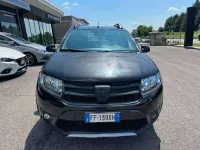 Usata Dacia Sandero Stepway 90 CV (66 kW) 2016 Nero Berlina