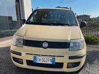 Usata Fiat Panda 69 CV (50 kW) 2011 Giallo Utilitaria