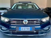 Usata VW Passat 240 CV (176 kW) 2020 Bluazzurro Station wagon