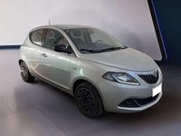 Usata Lancia Ypsilon Gold 71 CV (52 kW) 2021 Grigio Utilitaria
