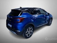 Usata Renault Captur Techno 145 CV (106 kW) 2023 Grigio SUV