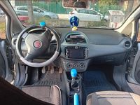 Usata Fiat Punto 65 CV (47 kW) 2011 Grigio Utilitaria
