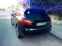 Usata Porsche Cayenne 245 CV (180 kW) 2012 Nero SUV