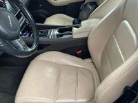 Usata Jaguar F-Pace Portfolio 179 CV (131 kW) 2017 Bianco SUV