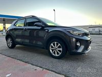 Gebraucht Kia Stonic Style 110 PS (80 kW) 2018 Grau SUV