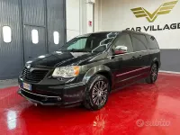 Usata Lancia Voyager S 177 CV (130 kW) 2015 Nero Monovolume