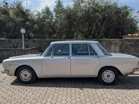 Usata Lancia 2000 126 CV (92 kW) 1973 Argento Berlina