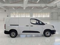 Occasion Opel Combo 101 ch (74 kW) 2022 Blanc Monospace