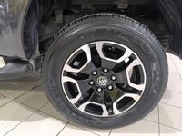 Usata Toyota HiLux 150 CV (110 kW) 2024 Grigio Pick-up