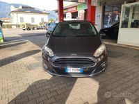 Usata Ford Fiesta 95 CV (69 kW) 2016 Grigio Berlina