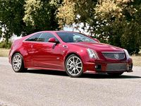 Usata Cadillac CTS 564 CV (414 kW) 2011 Crystal red metallic Coupé