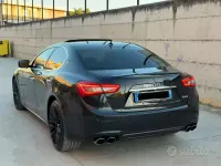 Begagnad Maserati Ghibli GranLusso 275 HK (202 kW) 2014 Svart Sedan