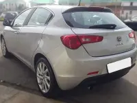 Usata Alfa Romeo Giulietta Progression 104 CV (76 kW) 2012 Grigio Utilitaria