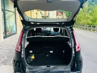 Käytetty Renault Scenic E-Tech Luxe 130 HP (95 kW) 2011 Musta Tila-auto