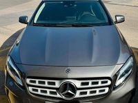 Usata Mercedes GLA200 136 CV (100 kW) 2017 Grigio SUV
