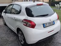 Usata Peugeot 208 Allure 82 CV (60 kW) 2013 Bianco Utilitaria