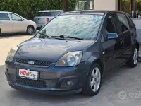 Second-hand Ford Fiesta Ghia 68 CP (50 kW) 2007 Gri Hatchback