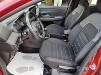 Usata Dacia Sandero 101 CV (74 kW) 2022 Bordeaux Berlina