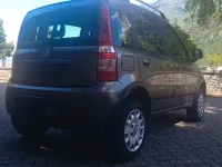 Usata Fiat Panda 4x4 Climbing 75 CV (55 kW) 2011 Grigio Utilitaria
