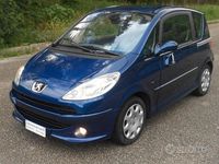 Usata Peugeot 1007 68 CV (50 kW) 2005 Blu Monovolume