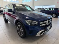 Usata Mercedes GLC300 Executive 194 CV (142 kW) 2021 Blu SUV