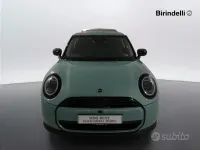 Usata Mini Cooper Classic 156 CV (114 kW) 2024 Blu Utilitaria