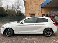 Usata BMW 116 Sport Line 116 CV (85 kW) 2016 Bianco Utilitaria