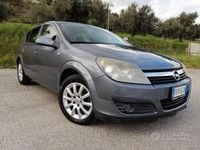 Usata Opel Astra Club 101 CV (74 kW) 2006 Berlina