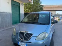 Usata Lancia Musa S 95 CV (69 kW) 2010 Blu Monovolume