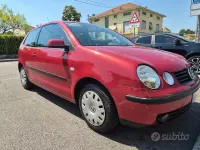 Usata VW Polo Comfortline 75 CV (55 kW) 2002 Rosso Utilitaria