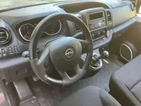 Usata Opel Vivaro 145 CV (106 kW) 2015 Nero Monovolume