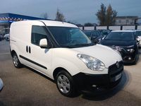 Usata Fiat Doblò 105 CV (77 kW) 2015 Bianco Monovolume
