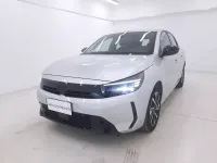 Usata Opel Corsa 101 CV (74 kW) 2025 Argentoargento Utilitaria