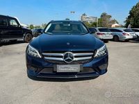 Usata Mercedes C220 194 CV (142 kW) 2018 Blu Station wagon