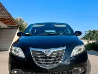 Usata Lancia Ypsilon Gold 95 CV (69 kW) 2014 Nero Utilitaria