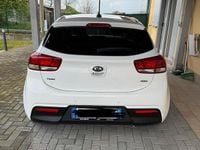 Usata Kia Rio 77 CV (56 kW) 2017 Bianco Utilitaria
