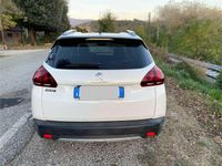 Usata Peugeot 2008 Allure 102 CV (75 kW) 2019 Bianco SUV
