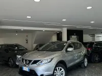 Usata Nissan Qashqai Acenta 110 CV (80 kW) 2016 Grigio SUV